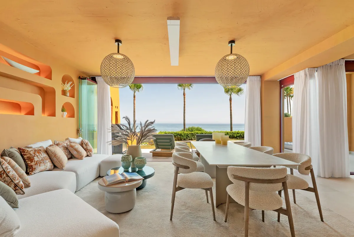 6c1bb134-7987-467e-acdd-8ceeb1643acf