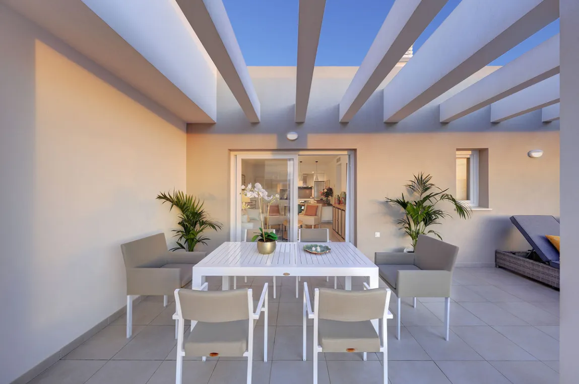 7ec79b8b-b9ed-42ff-9d57-27d51c6ed140