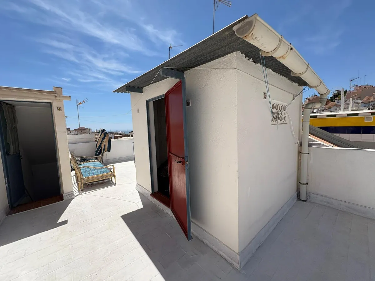 438e3d9a-54f0-49a5-9c66-132faa2690f4