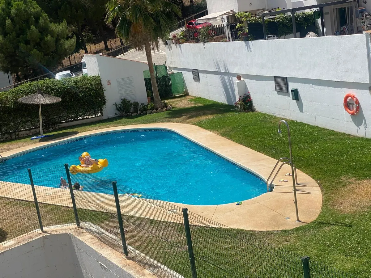 c34427e3-a6b3-4dae-a608-027d2dd827d9