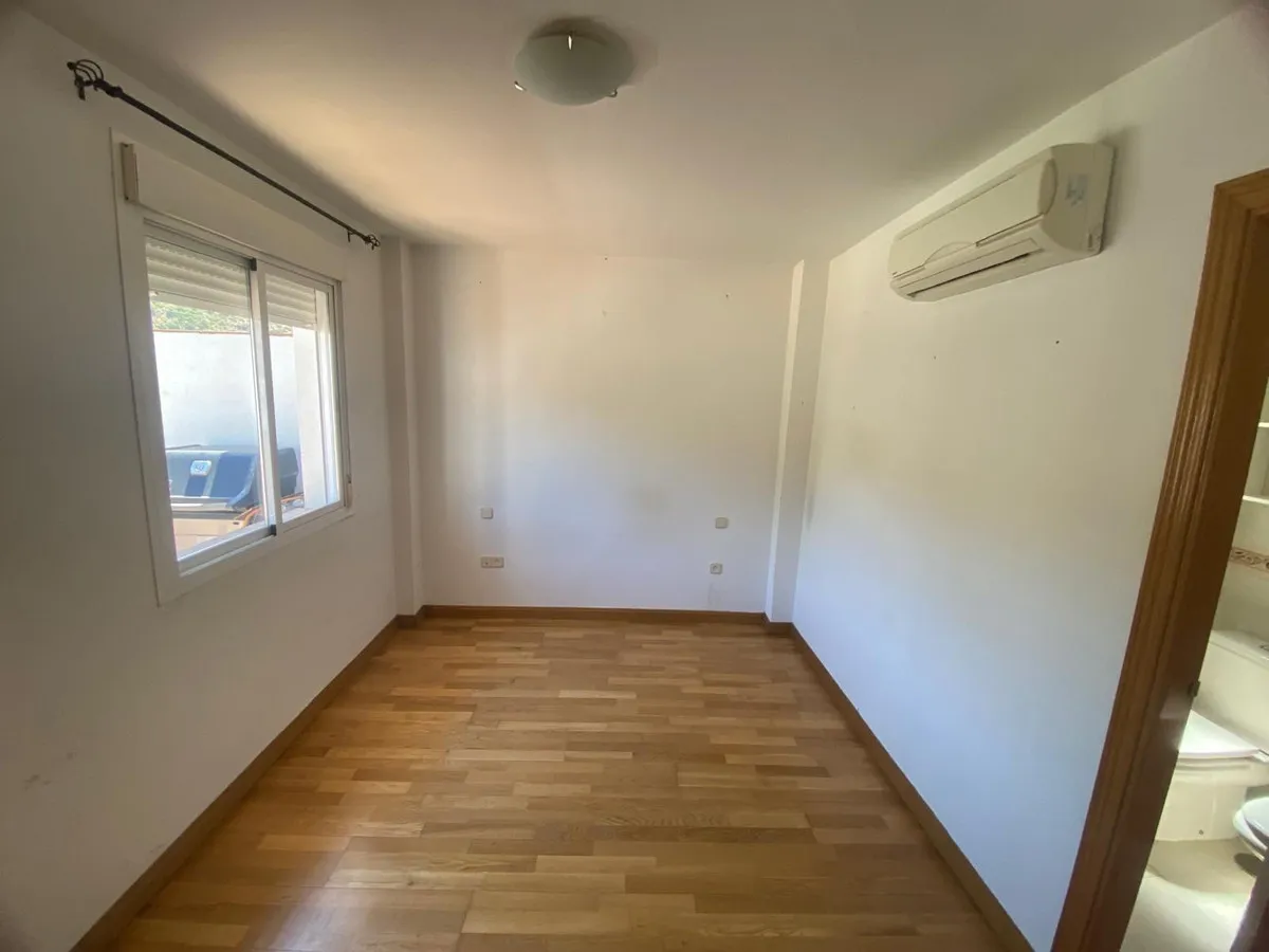 f1f9cac2-bada-43bf-9fb7-ddf7d981bdb4