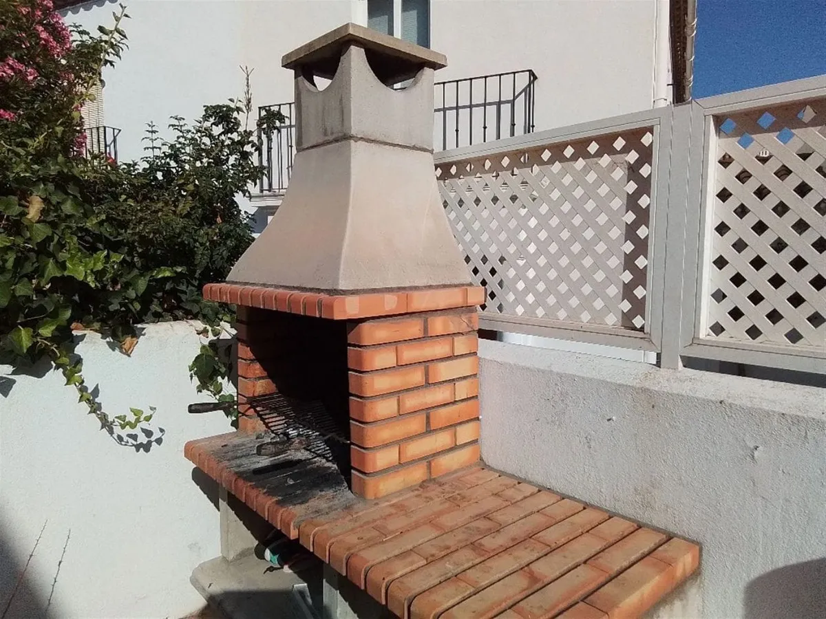 2f561a78-7055-4c18-876c-f5540f226d7c