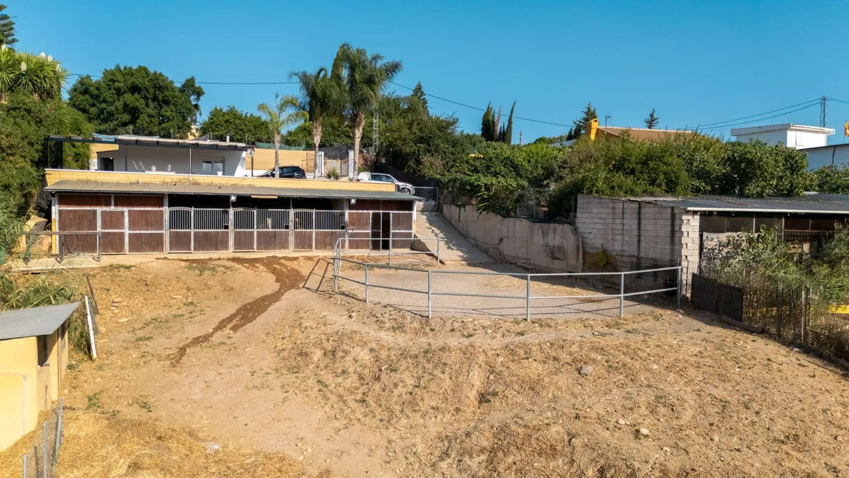 2cfe8a35-ca79-46b0-b023-b1c71d5cf997