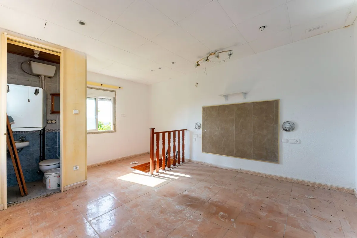 54eed9cc-e063-4760-a2a1-afd83cf41466