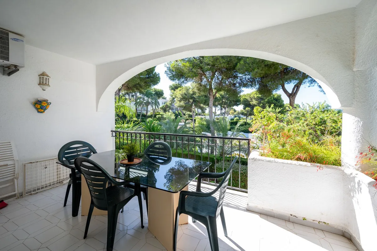 531da25f-8d62-4385-86f9-9074bb4c509c