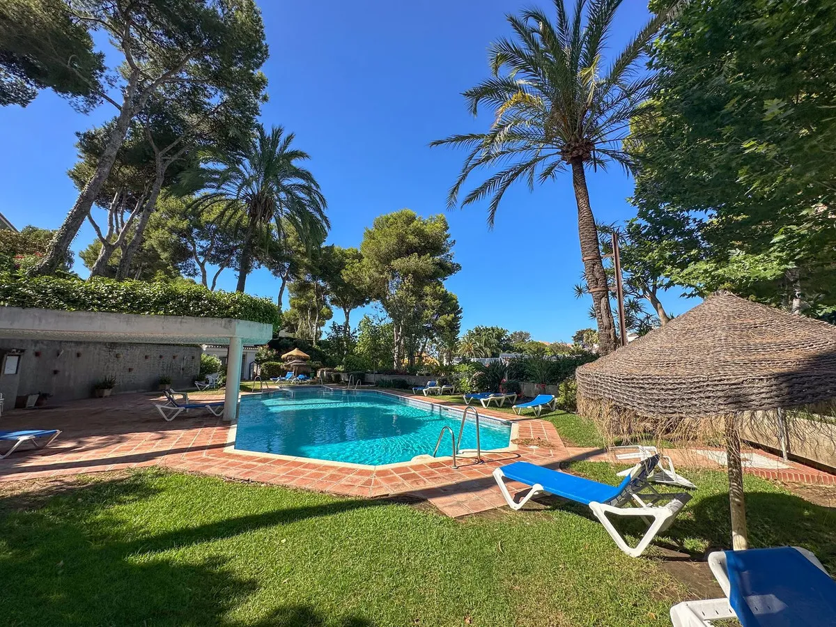 8ca44670-d8c8-474c-a1ef-242ff5c00214