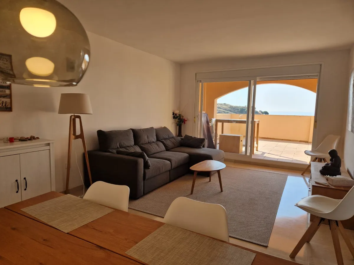 7f9bd430-80ef-48e8-ad1f-0e83eb8caa61