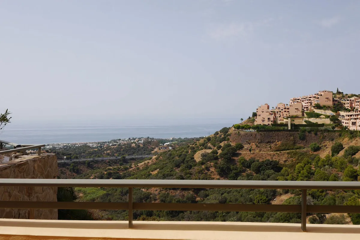 14cb5e8e-536c-4a9d-b03f-925f2110ecf2