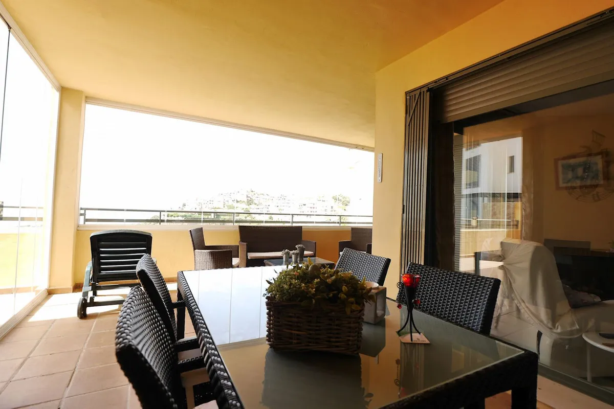 acfdb87a-48f0-48a2-82dd-c60753533b87