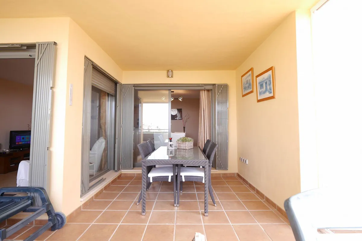 d21015ef-501f-4ae2-80be-1a103ce8da83