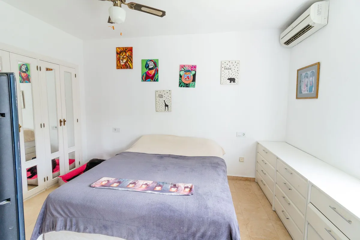 cbdbe7f8-c29a-4c4a-8c50-4472c91d060b