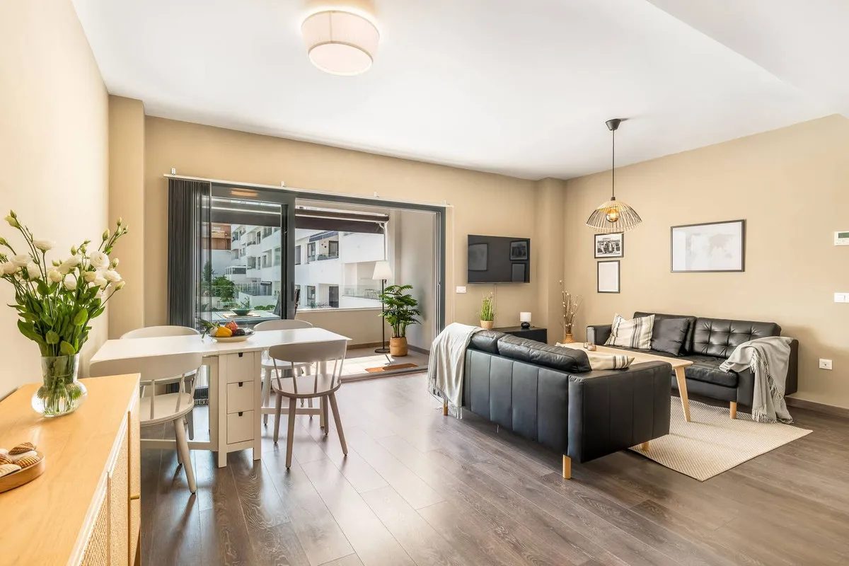 1b3fd726-18ba-4761-b87e-52f91ca0ee56