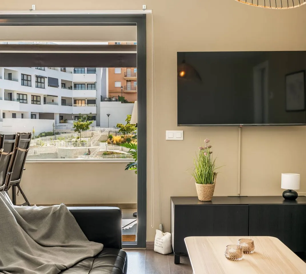 deb39ddb-267f-48f3-bc82-08d6f42ad79e