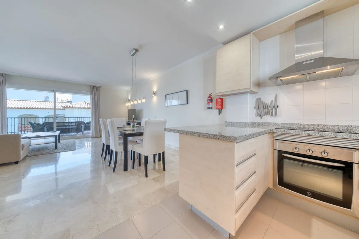 46ee5f3c-e4e4-452a-bb81-cafa958fc61c