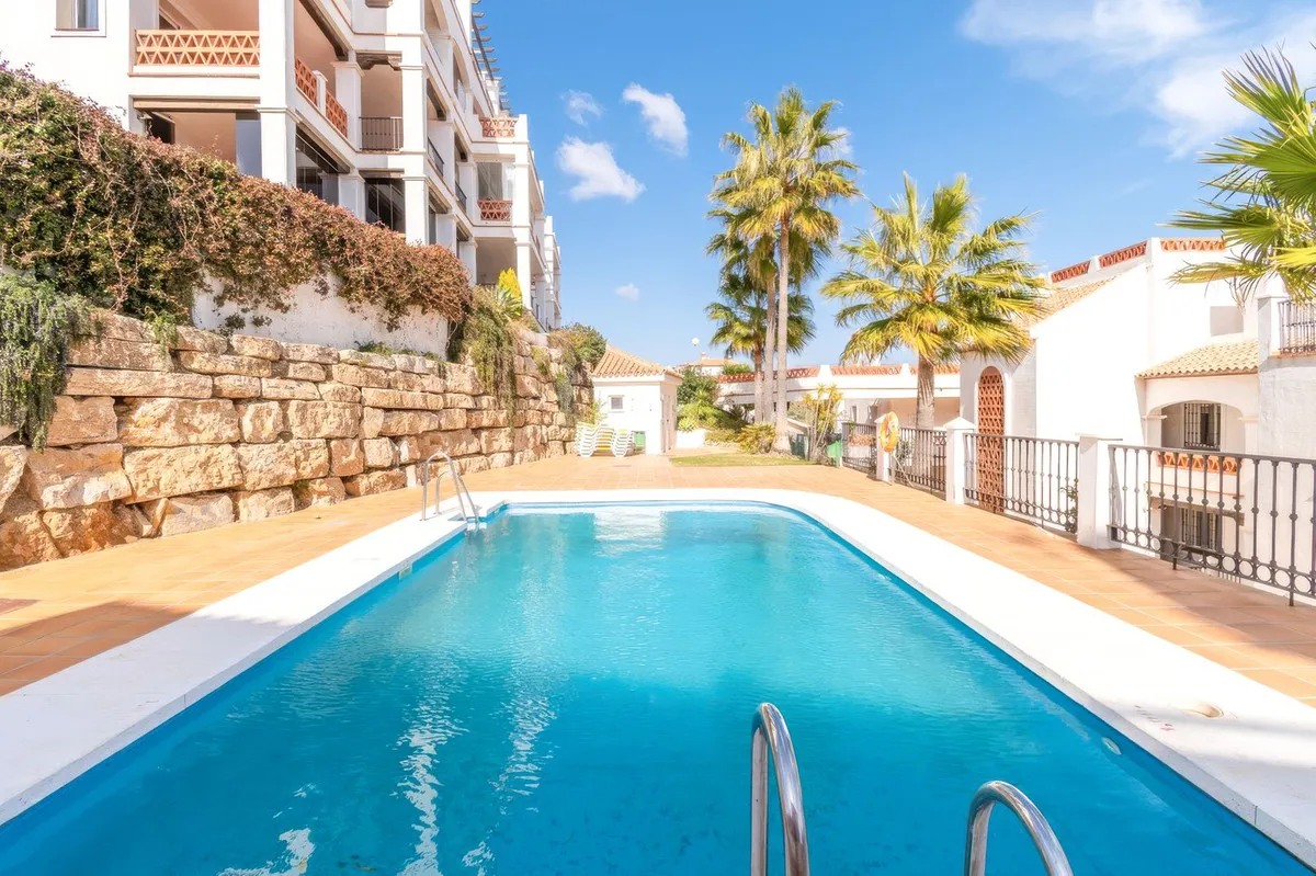 528751a8-f2fe-40cf-89b0-b814b30977aa