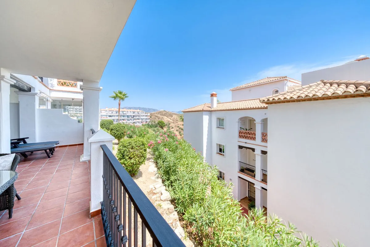 e95df042-7325-4f5f-8600-0ad78c482af8