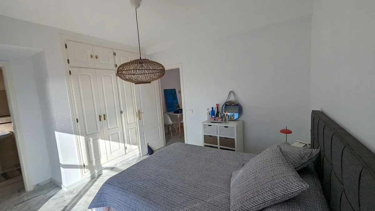 37cfb1d5-a757-4f72-ba60-f92dfeca4da8