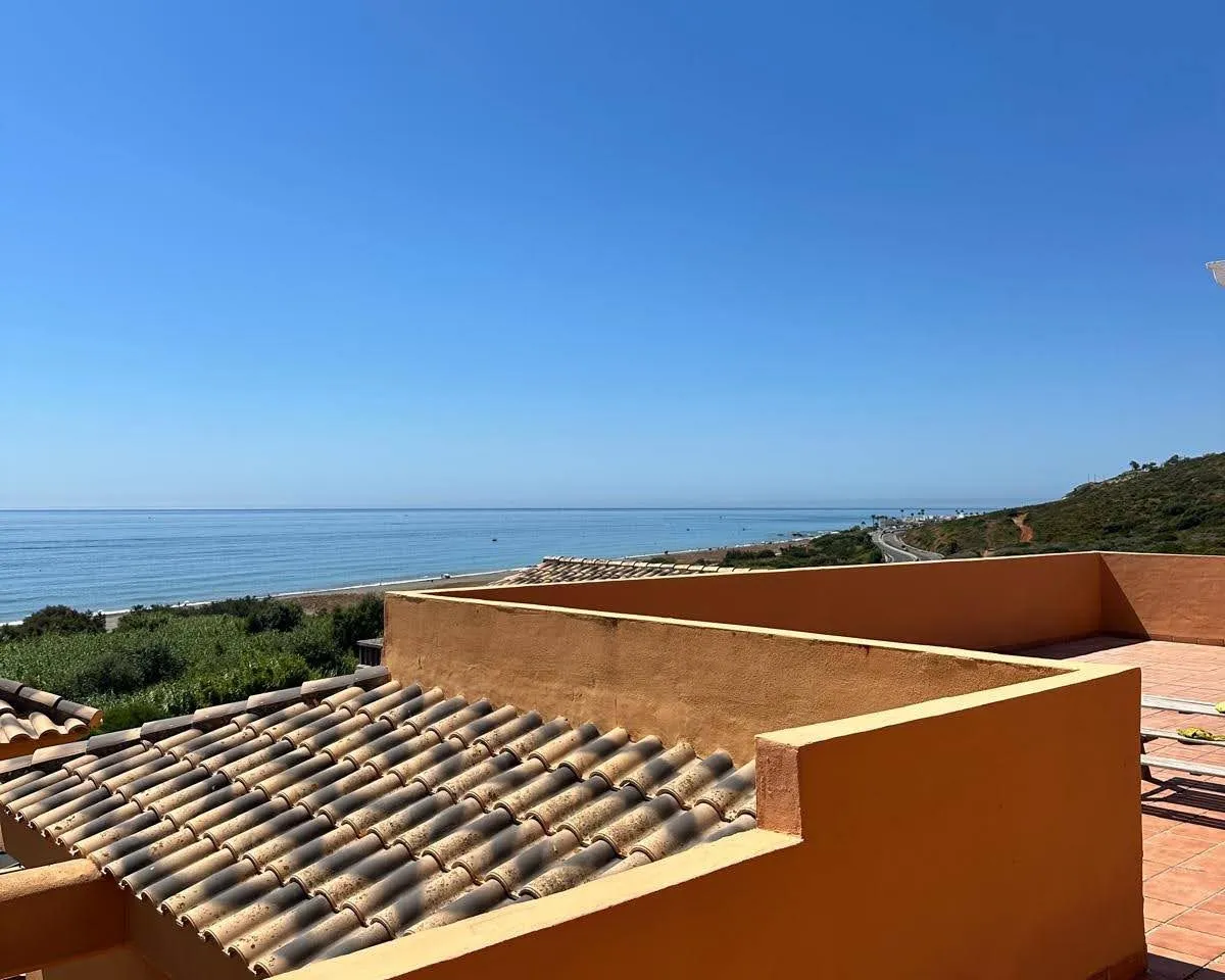 9330ccea-a20a-48fb-b004-7331cfee421a