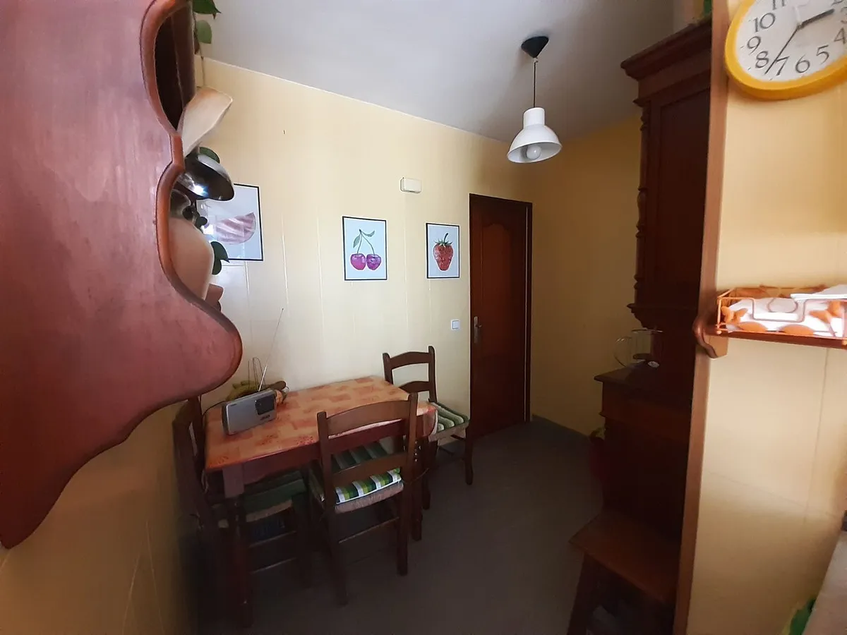 c9c4b6f9-7c15-4c75-a40c-c40b5d0a8c3d