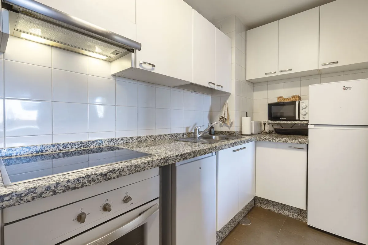 9e331b5a-22b6-4286-9f66-f3f3c7826801