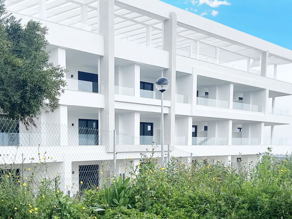 7d81b664-20a8-4f3f-b359-310fabdca572