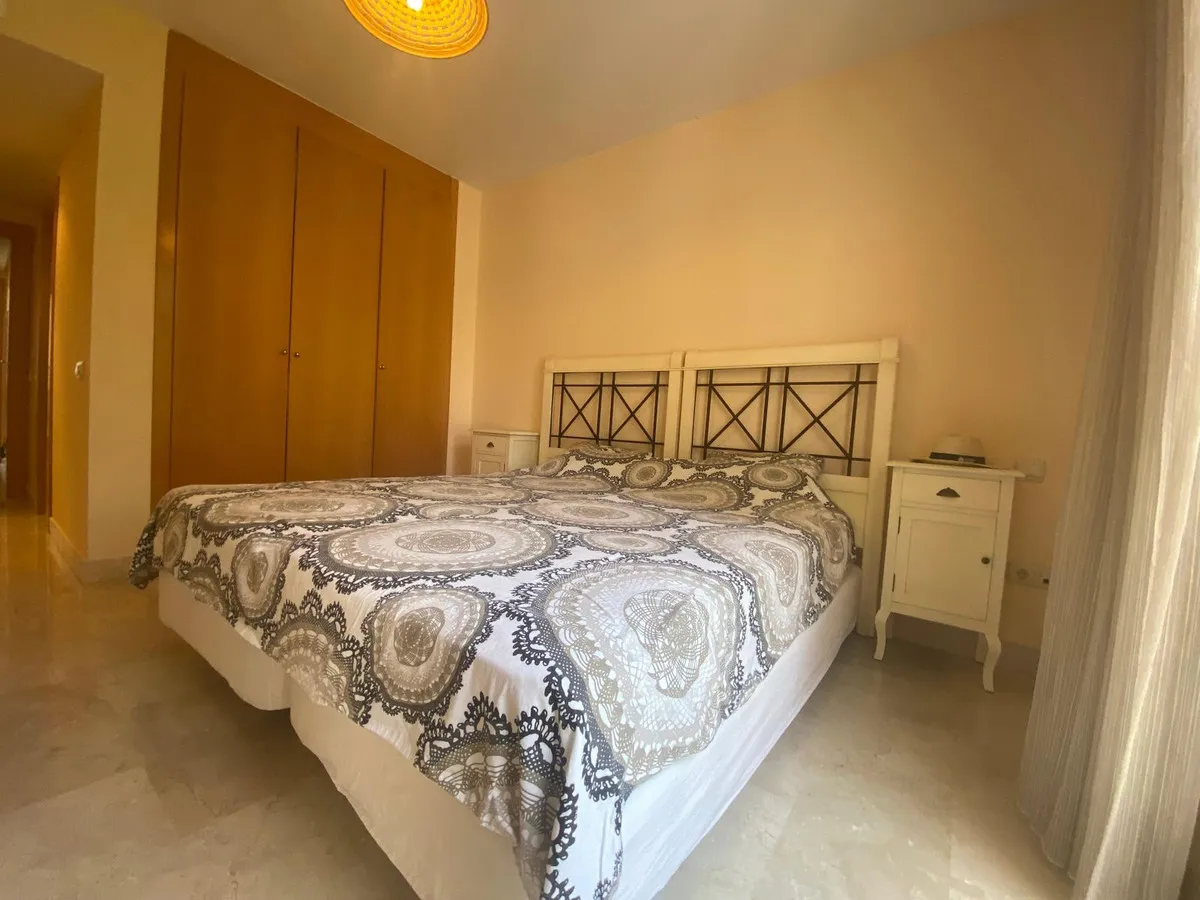 b0fbf816-2571-430c-b963-88ca3cc1d76f