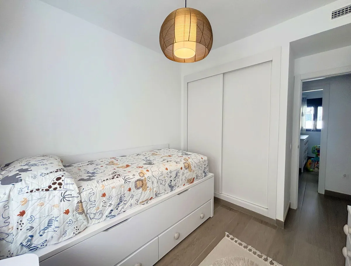 e861f2bc-270f-424e-bed6-4594dbc0c105