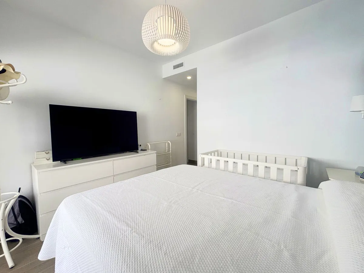 ef771285-d06f-4563-b900-a4d05ec21484