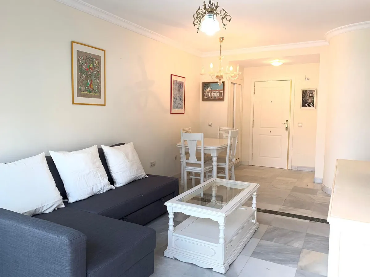 8a76bdac-21e1-4243-9d82-48a200b3e0bb