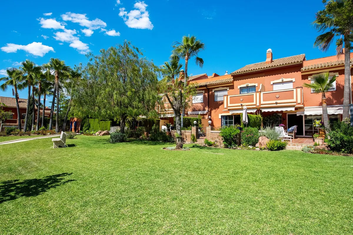 35037336-3ec3-4a35-94ad-ff49ad3db493