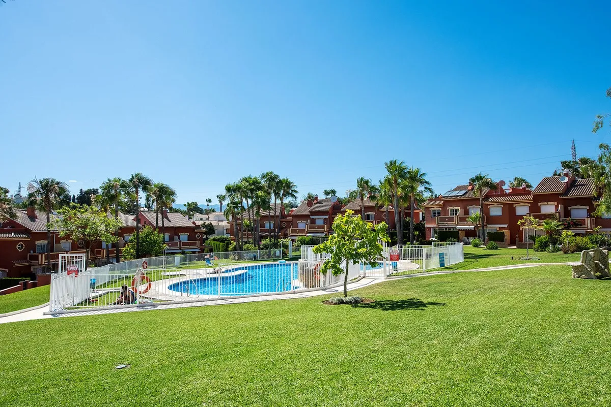 9a53870d-5718-4ca8-a4db-2ebc045b0624