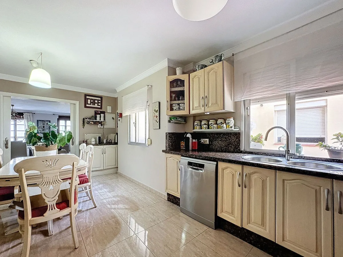 2da4afd9-0d05-4c0d-843e-57eb7e94bf4e