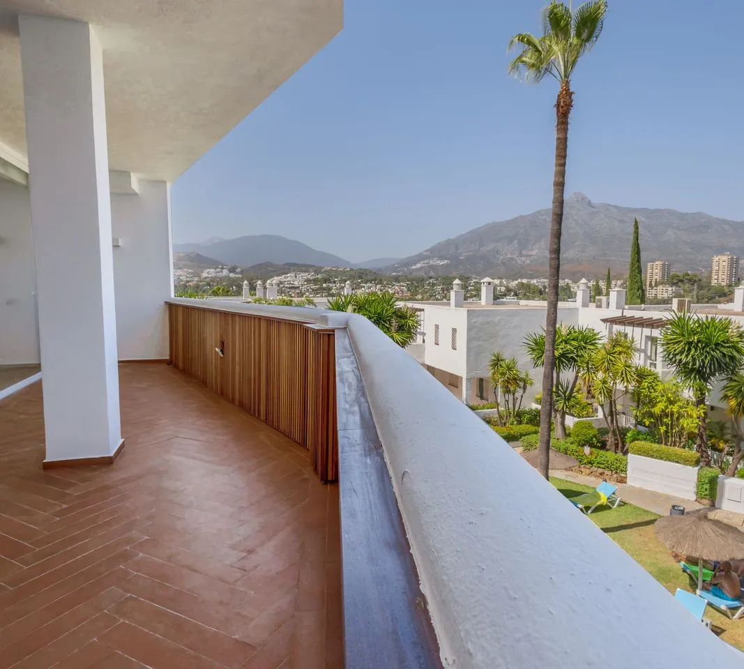 21817e96-07ef-48d3-82d5-175ab74e4dd7