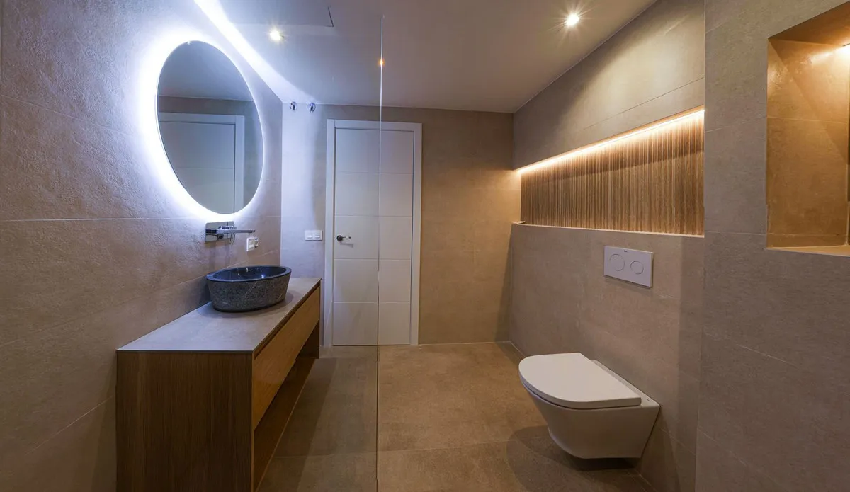 27f9b79f-5661-4e0c-8cf5-abf22014e81f