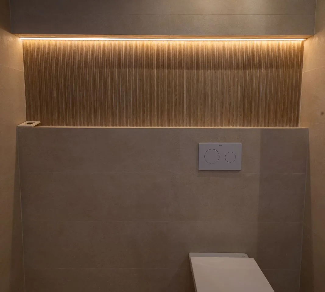 4beea7eb-bca5-42a4-81e9-6390301802be