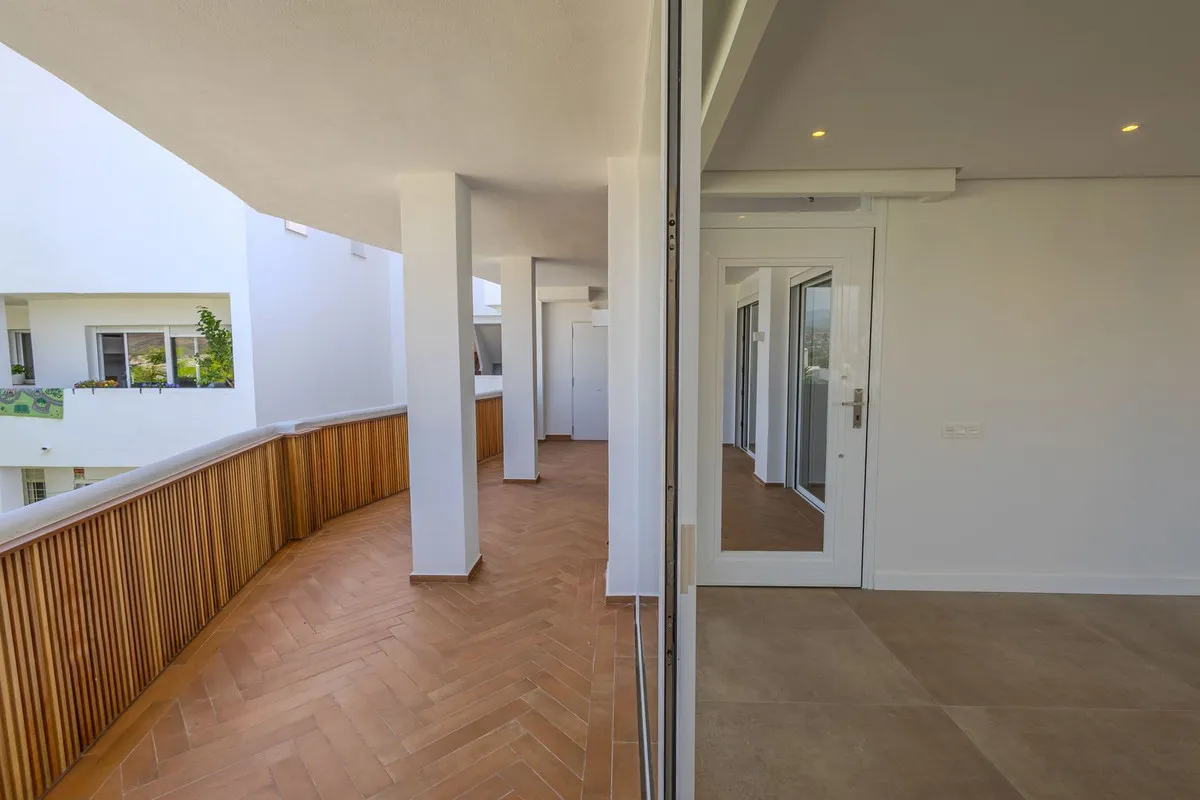 f8434ab0-1b28-43b7-a24a-65f6e4ca3631