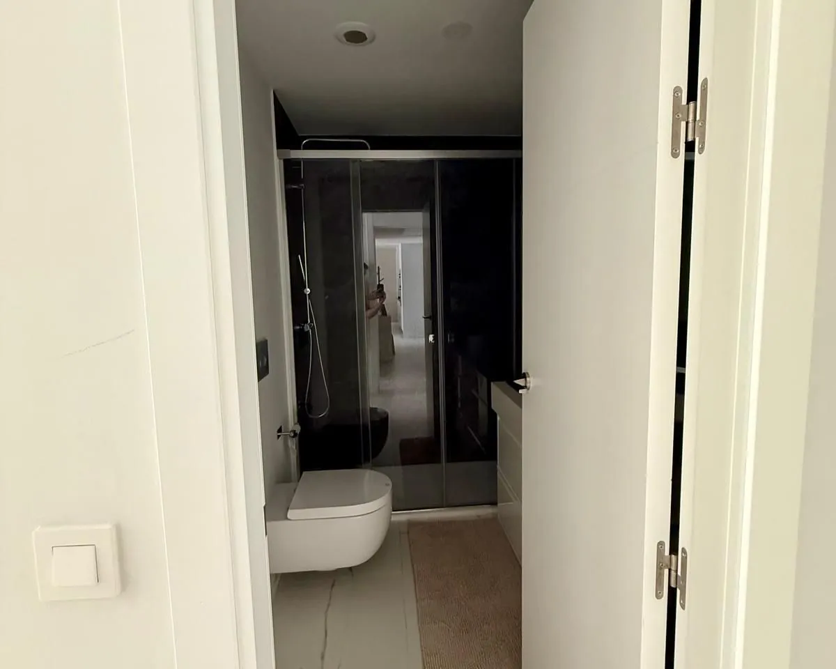 b210a776-67fc-489f-927a-59d9e200803e