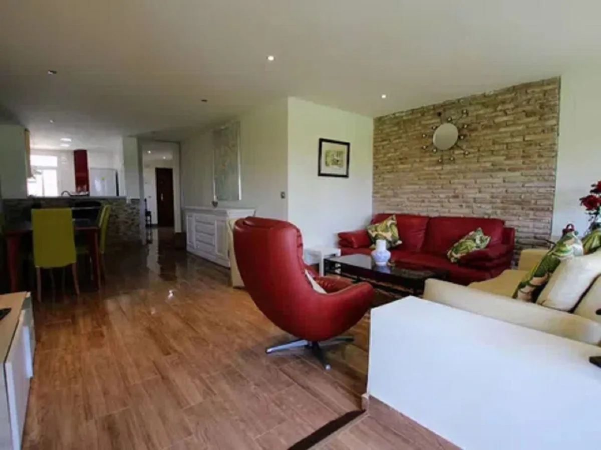 b80f88ce-3ff6-48a1-9e7f-f1743f37120f