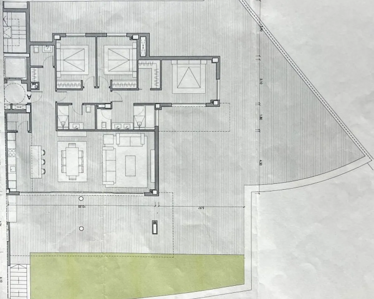 c449de82-8d43-4f28-9f09-90e4d4e95a60