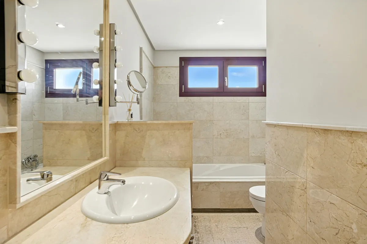 83f2a362-134f-4275-ad1d-9f847d3812c5