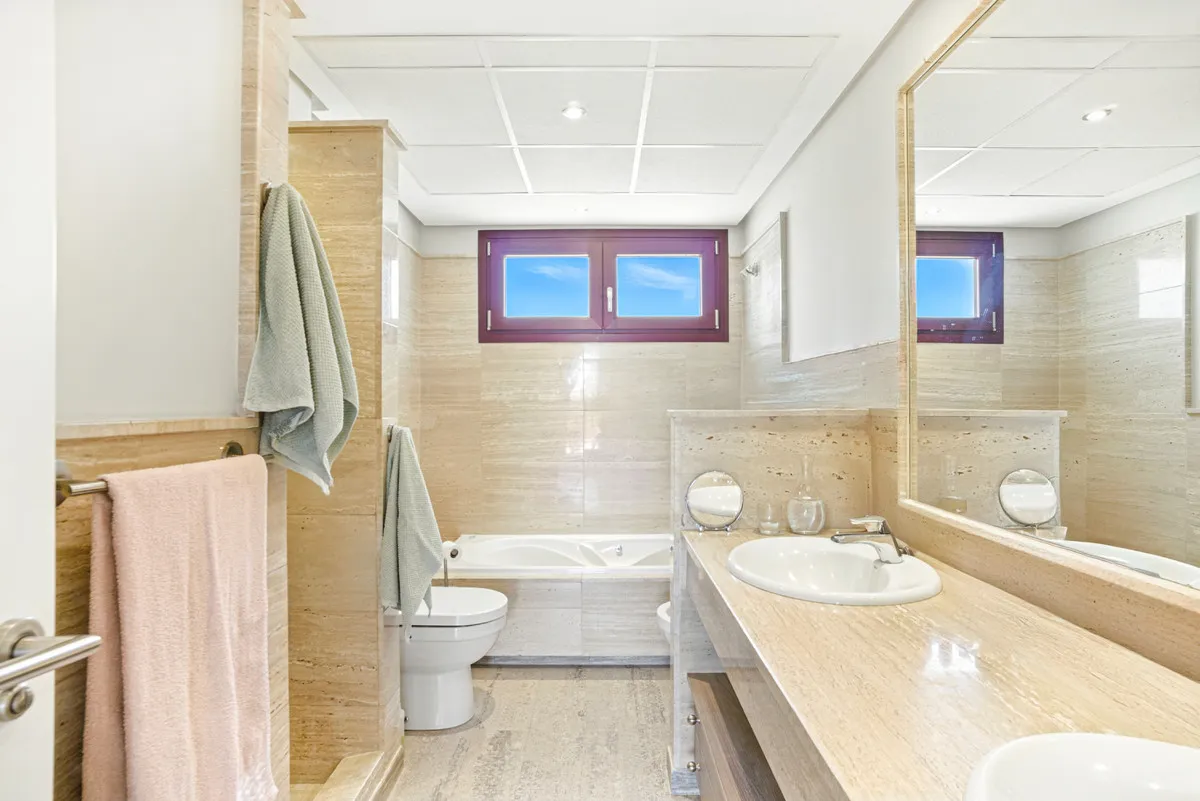 89bb49d9-4fb5-4726-8e09-1640a88fbe8b