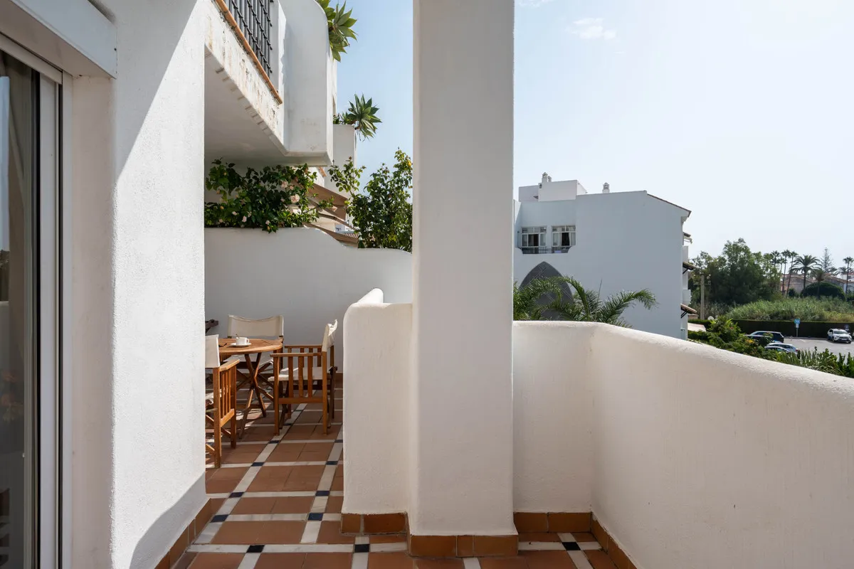 afd3a741-ecac-48b7-9ba2-ee9bec2827f6