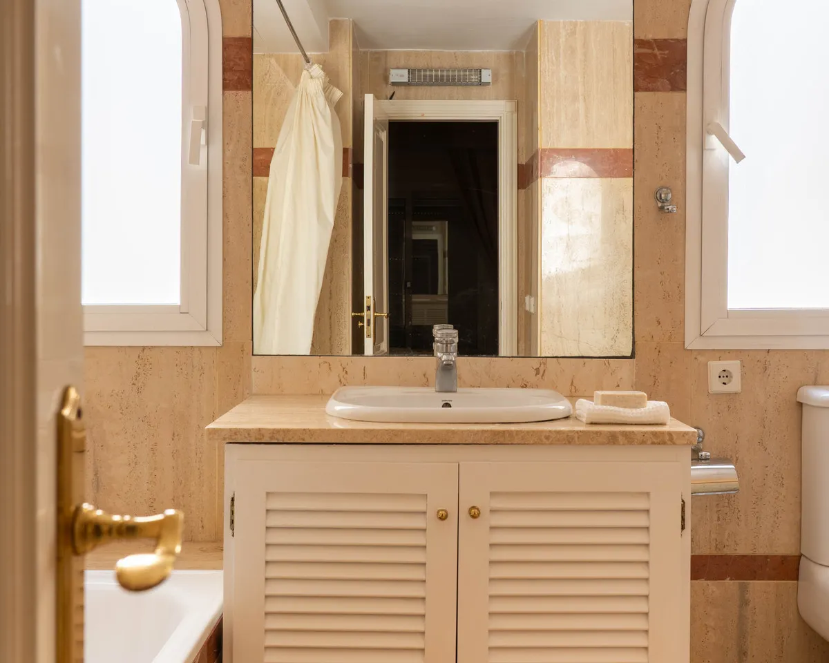 d9574e4d-c17c-415c-b24b-71f72ca72c9f