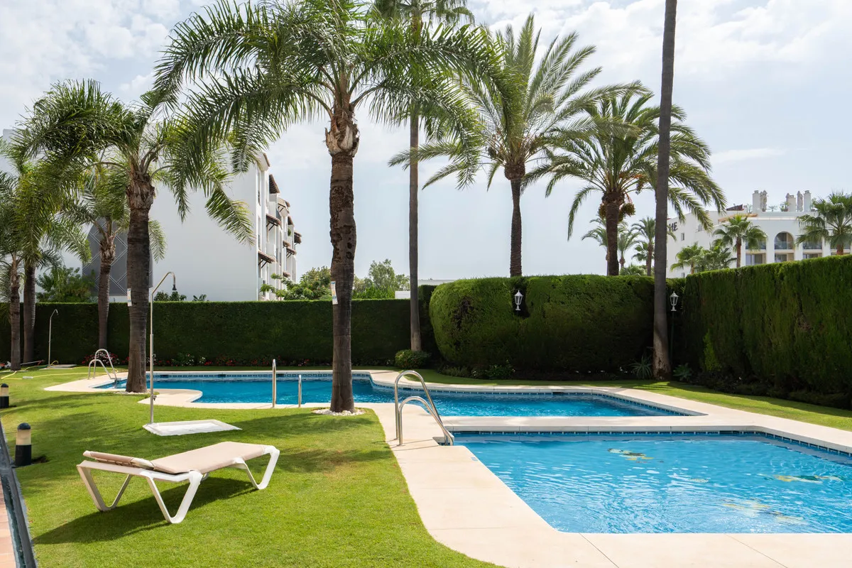 f4e54be2-2d0b-4ce9-a0c1-c765a02db816