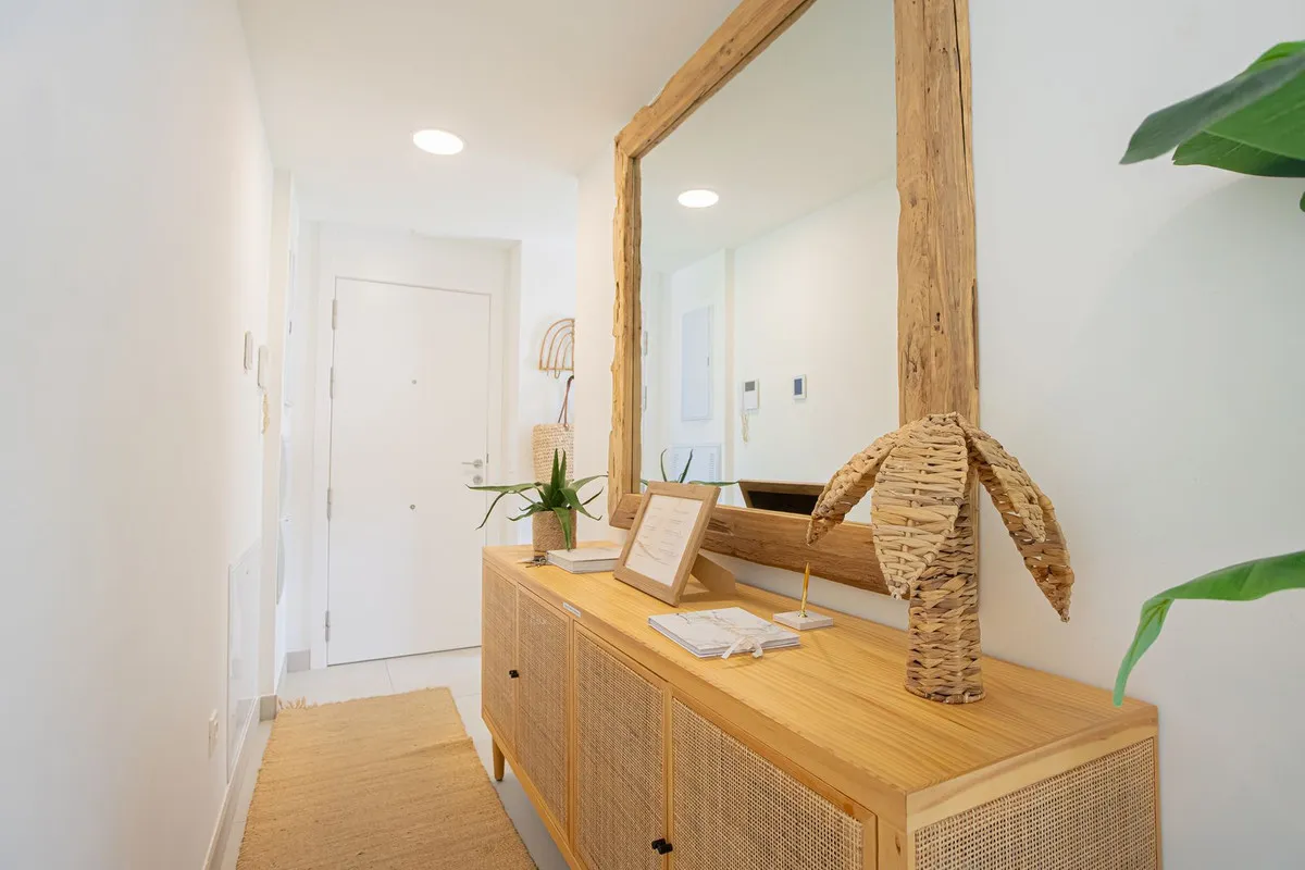 4aaba676-6603-4ba7-bfcf-b0e424900d69