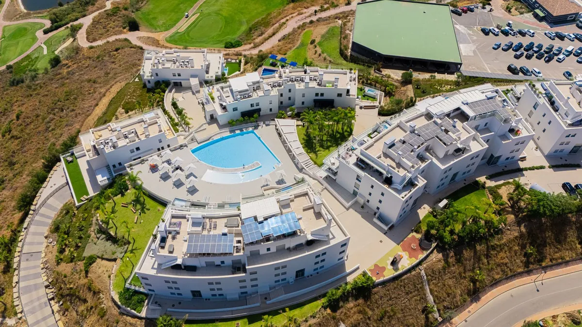 9e00b98d-c952-4164-bdfb-51337009b3d1