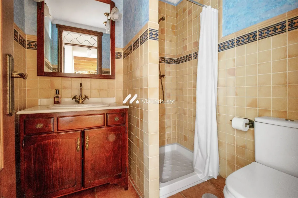 974311a8-1485-4d89-8b3d-32a29939a35b