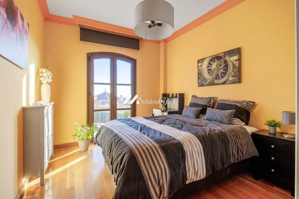 da0e9f83-be6e-4202-8f86-441c51074390