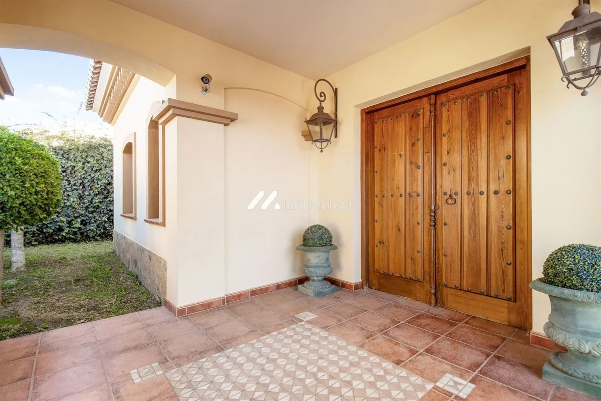 f0d1fb7a-944b-495a-8260-4697b1eb01ae