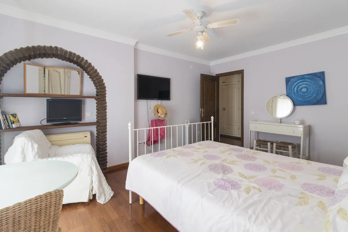 1872cbf1-71f2-47ff-b3d0-bb198e64bac9